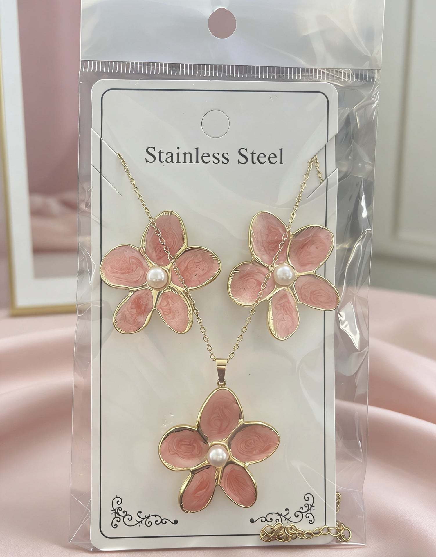 Wholesale Stainless Steel Flower and Teardrop Enamel Earrings and Necklace Set