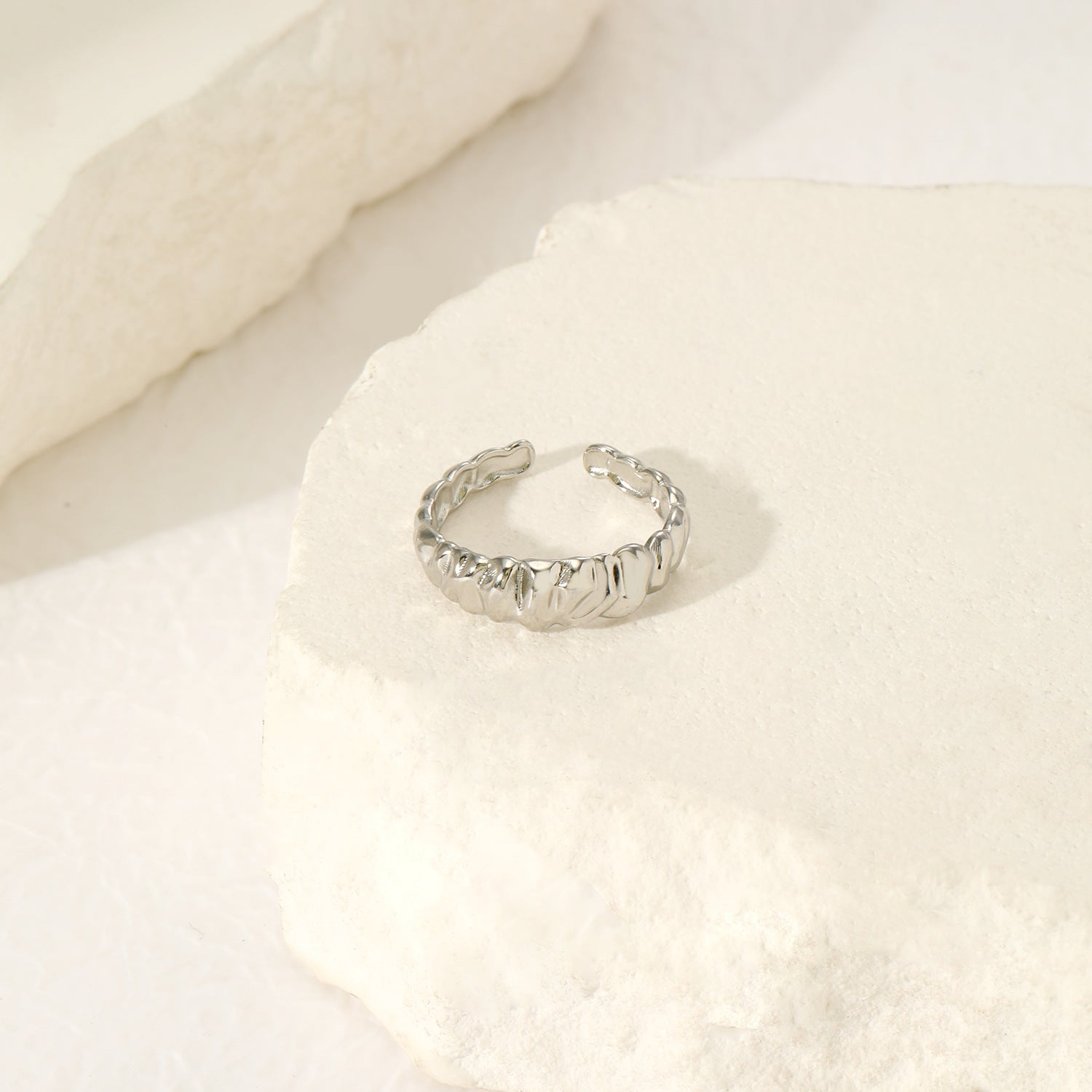 Wholesale Irregular Texture Hammered Pattern Open Stainless Steel Rings ACC-RS-YunHe002