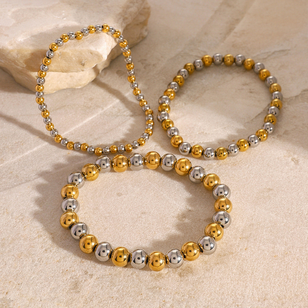Wholesale  18k gold stainless steel gold and silver color matching  beaded elastic rope bracelet