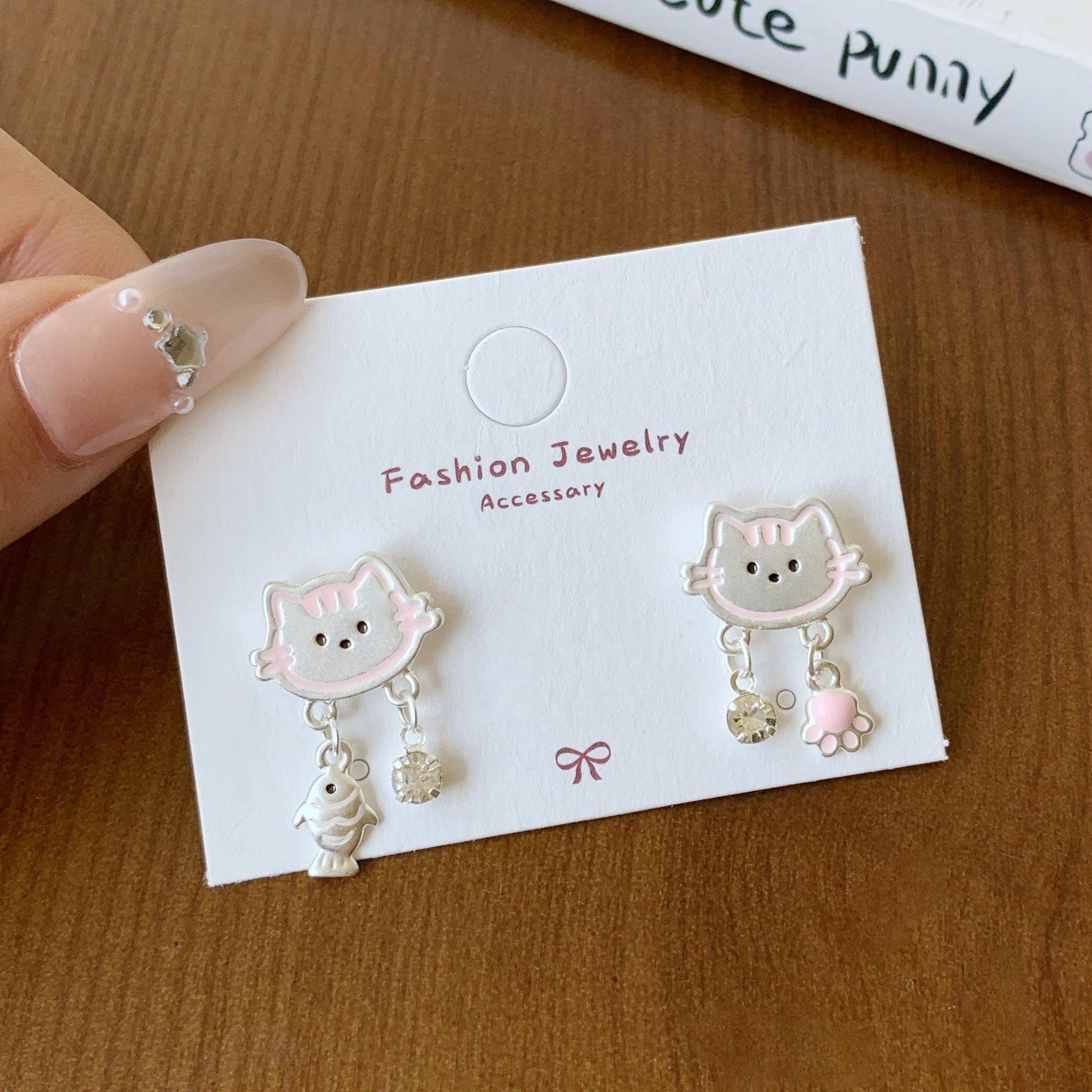 Wholesale Silver Cat Fishing Earrings Silver Needle,   Cartoon Oil Drop Puppy Design Stud Earrings