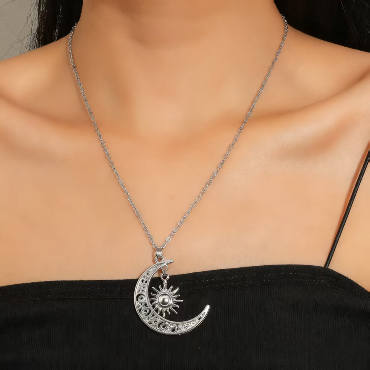 Wholesale  exaggerated star and moon pendant  necklace