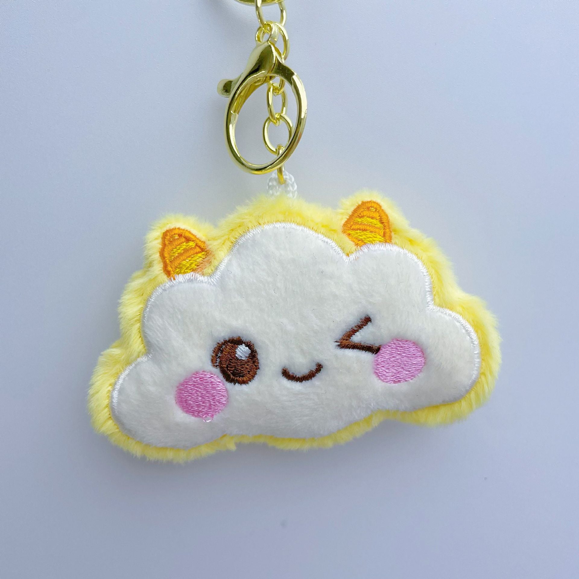 Wholesale Plush Cloud Bag Charm Keychain Fashion Accessory for Party and Everyday Use