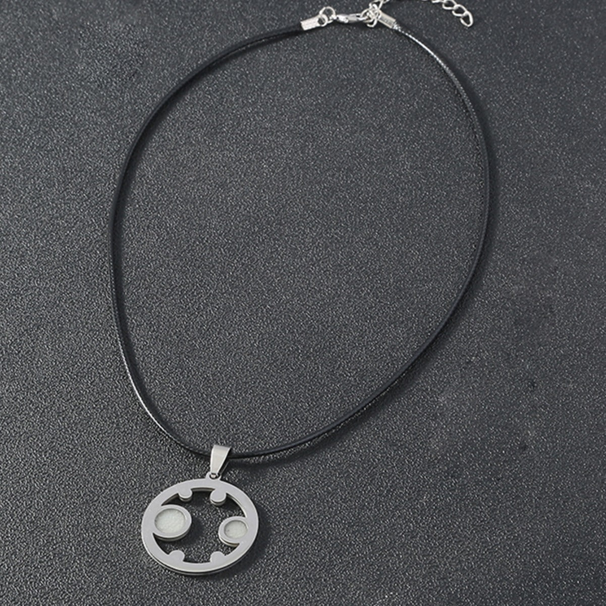 Wholesale Valentine's Day Heart Shape Stainless Steel Luminous Pendant Necklace