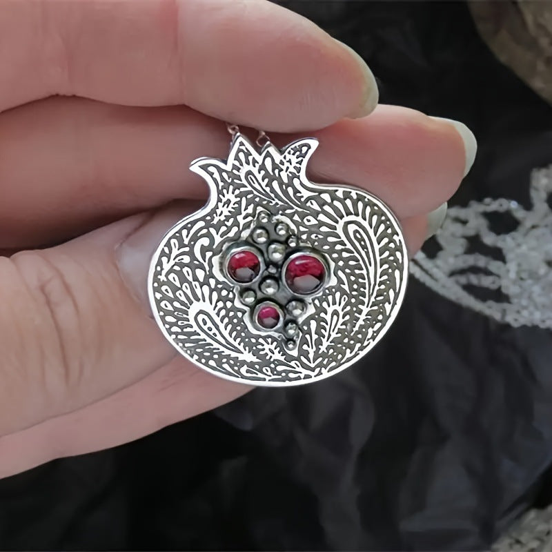 Wholesale  Retro Pomegranate Carved Ruby Pendant Necklace