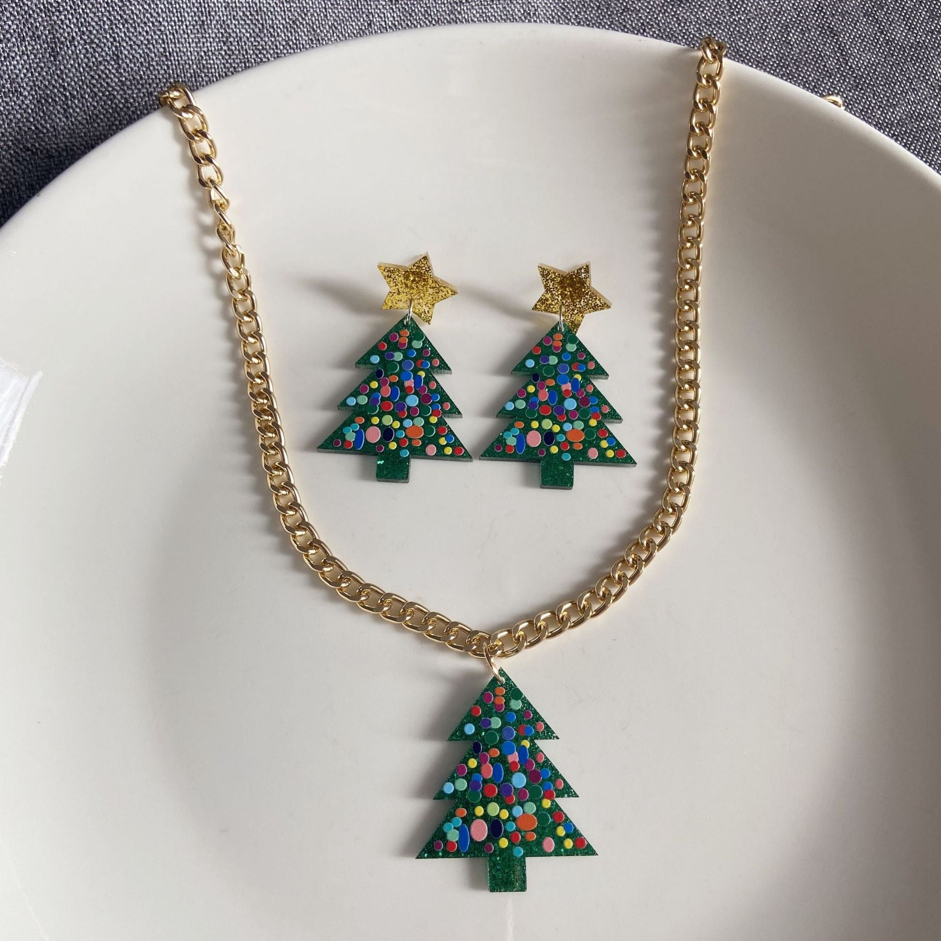Wholesale Christmas tree cake tree  Acrylic Earrings and necklace set
