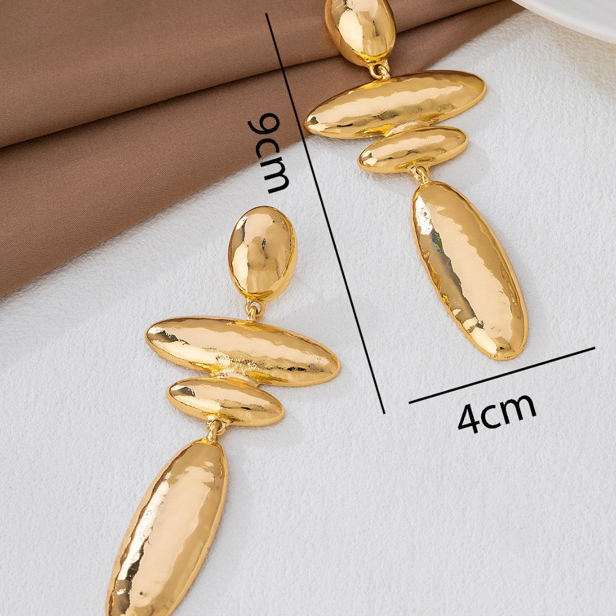 Wholesale Simple and Elegant Long Geometric Teardrop-Shaped Alloy Earrings