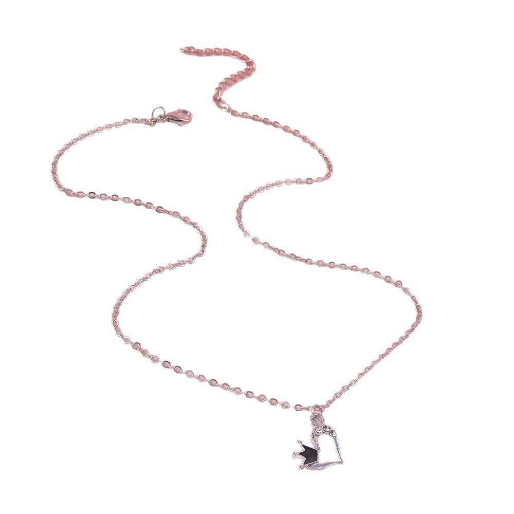 Wholesale Valentine's Day heart-shaped peach clavicle chain crown hollow love necklace