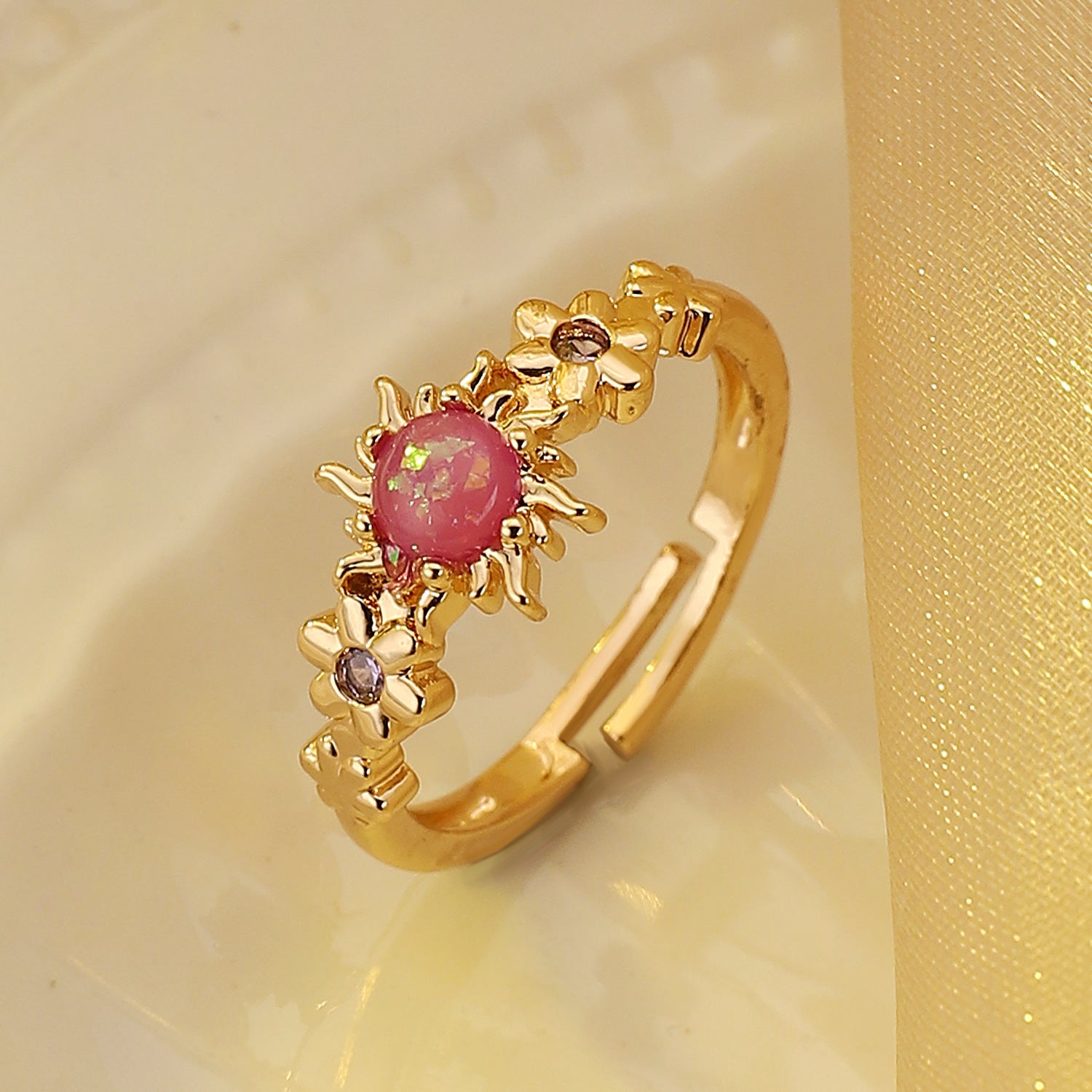 Wholesale Inlaid Zirconium Cat' s Eye Ring