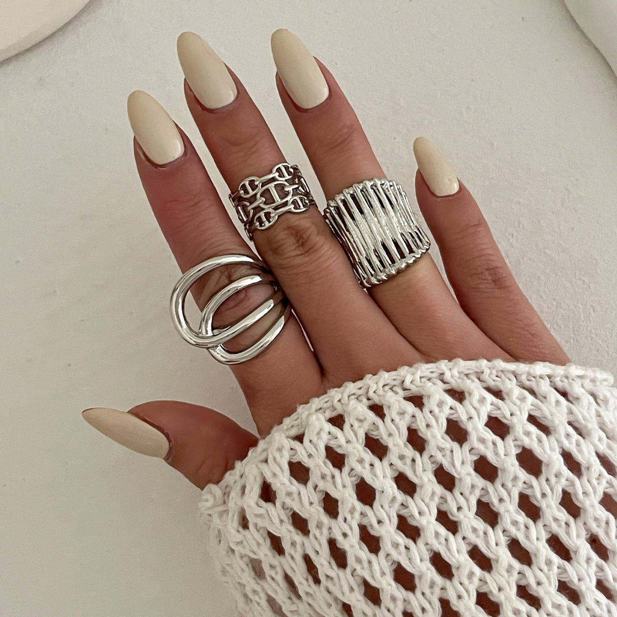 Wholesale Irregular alloy hollow stripe ring set