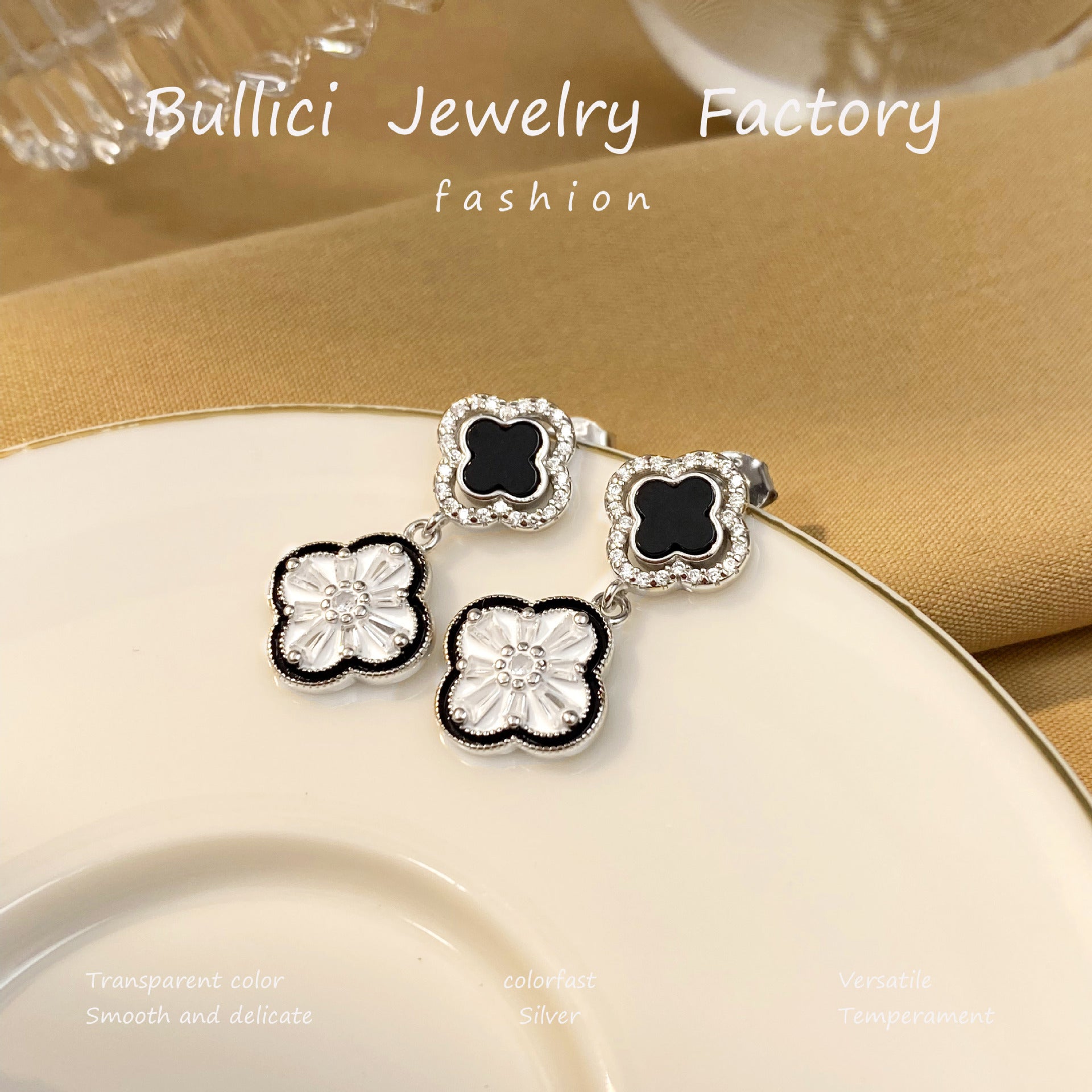 Wholesale S925 Sterling Silver Four-leaf Clover Earrings