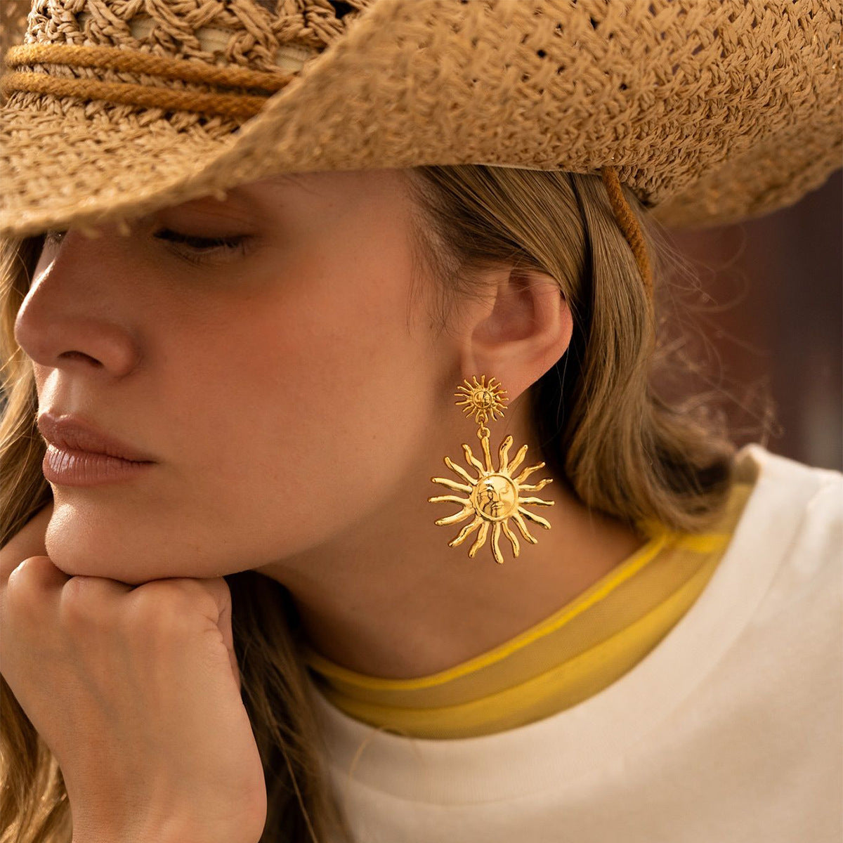 Wholesale Trendy Sun Shape Alloy Earrings Geometric Design Fashion Accessory for Boutique Resale