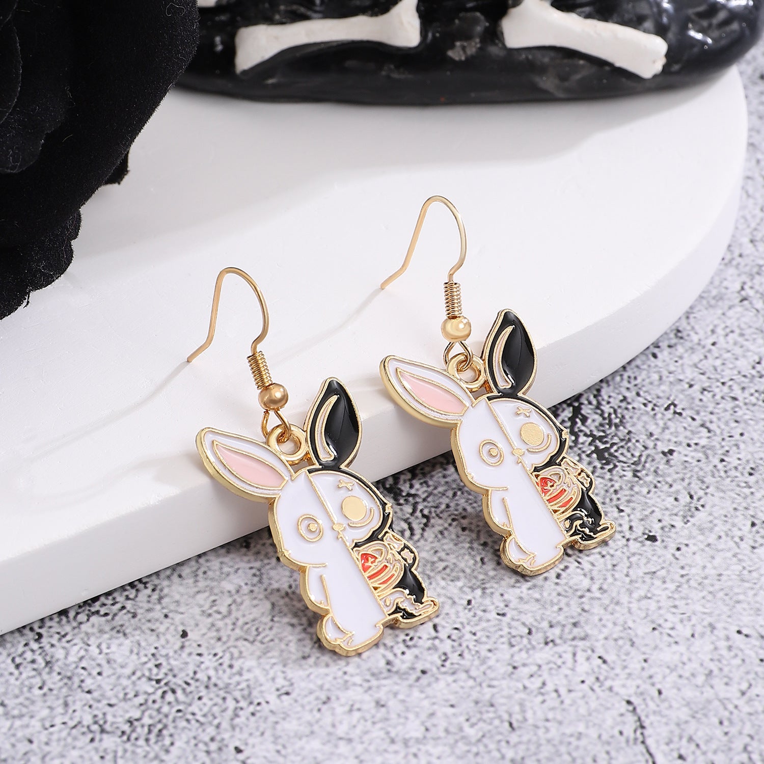 Wholesale Trendy Funny Animal  Earrings Zinc Alloy Electroplate Party Jewelry Accessory