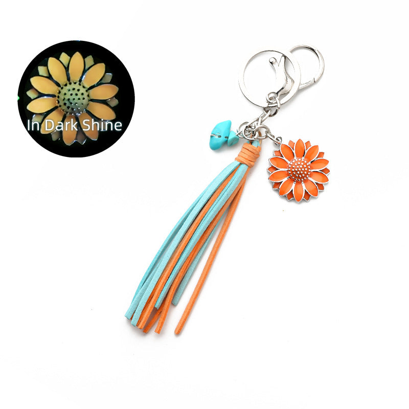 Wholesale Retro Western Style  Luminous Niutou Turquoise Fluorescent Metal Keychain