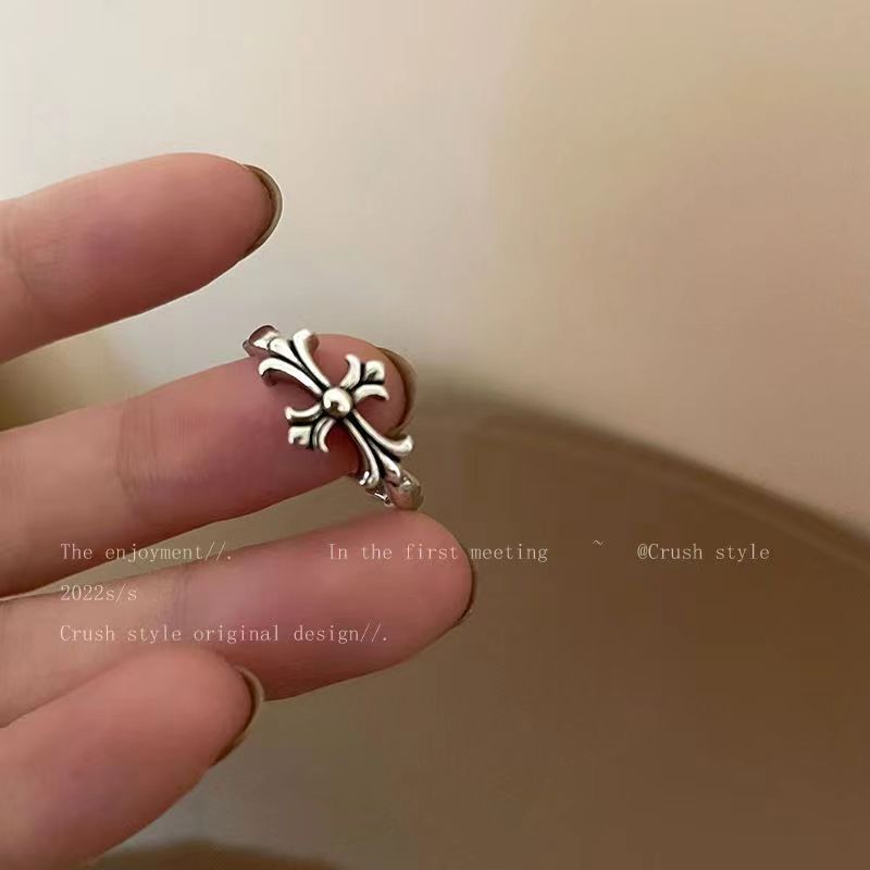 Wholesale Antique Silver Alloy Hollow Star Open Ring Women S Vintage Distressed Adjustable Ring Everyday Fashion Accessory