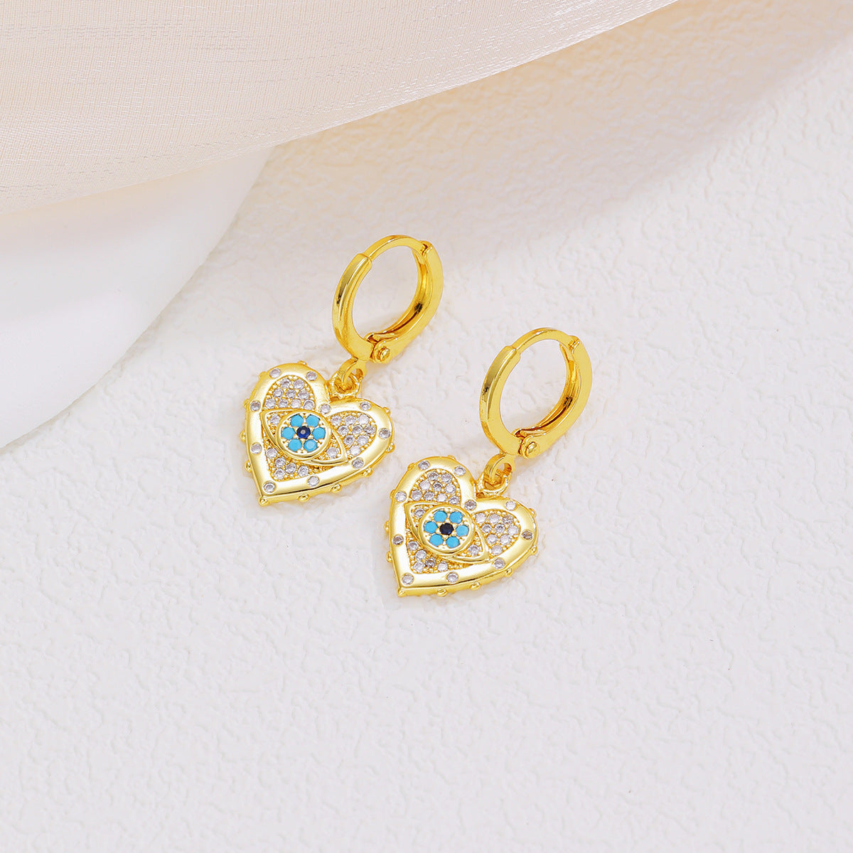 Wholesale Devil's Eye Diamond-encrusted Copper Necklace Set