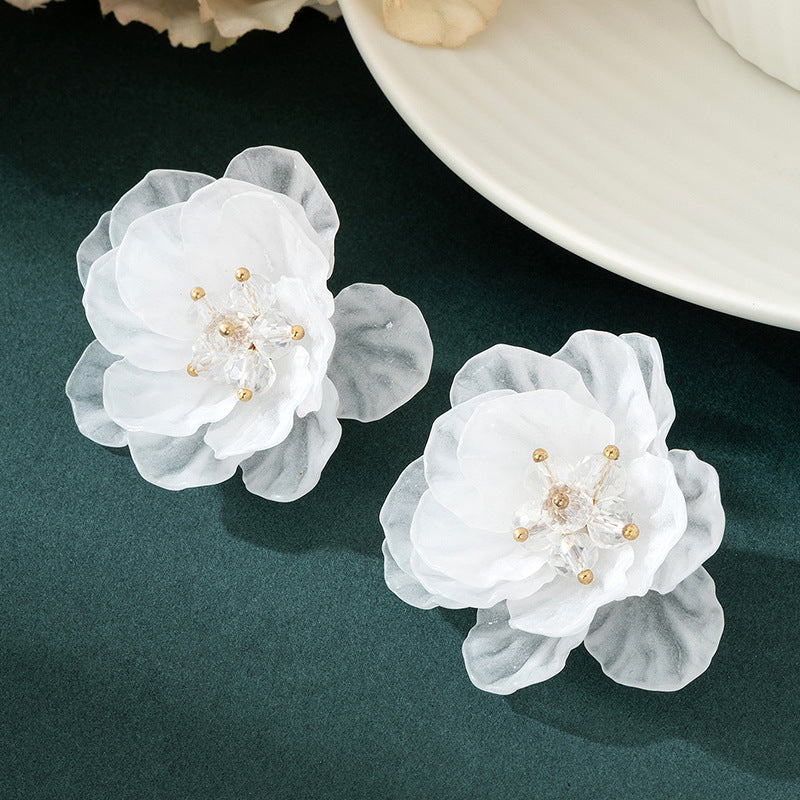 Wholesale Handmade White Acrylic Flower Earrings - Chic Jewelry Accessory for Boutique Resale
