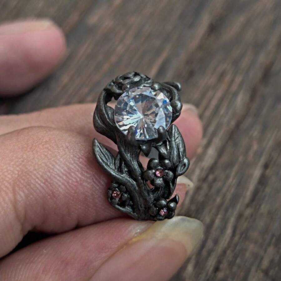 Wholesale Vintage Floral Rhinestone Ring Zinc Alloy Women' s Fashion Jewelry Accessory