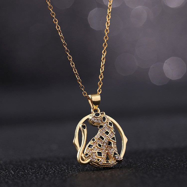 Wholesale Fashion Zircon Sun Geometric Pendant Necklace Trendy Collarbone Chain Jewelry Accessory For Resale
