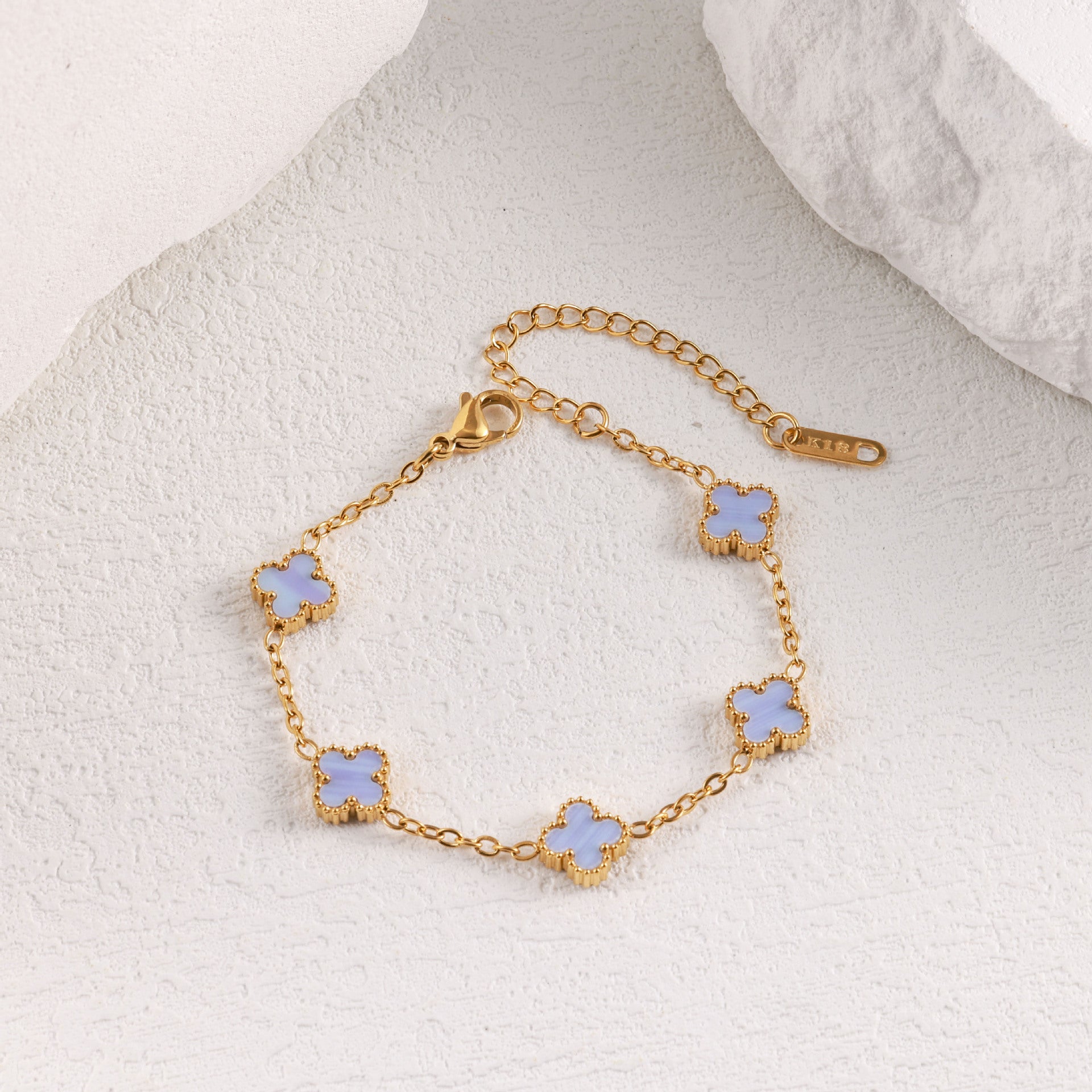 Wholesale Stainless Steel Four-Leaf Clover Bracelet with Mother-of-Pearl and Turquoise,  Trendy Jewelry Accessory for Women