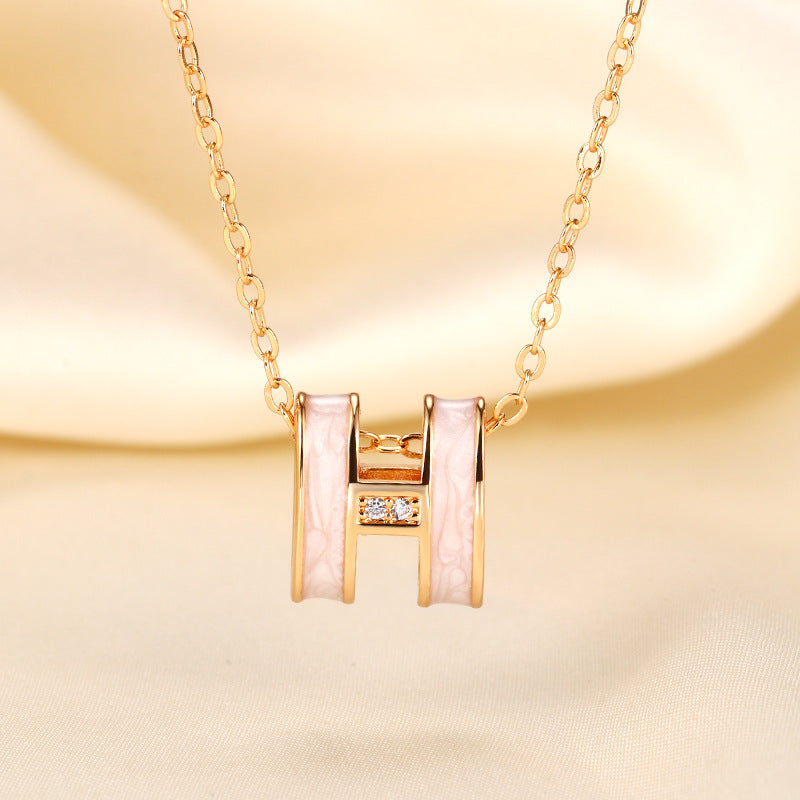 Wholesale Gold-Plated White Mother-of-Pearl Pendant Necklace for Women Boutique Jewelry