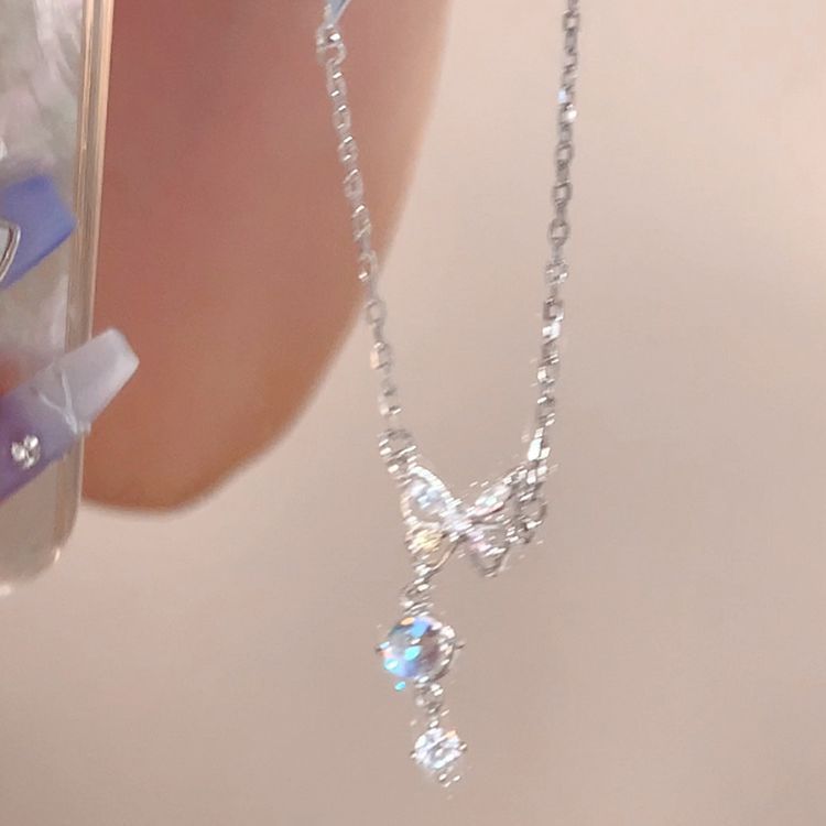 Wholesale Super sparkly zircon titanium steel necklace for women,  versatile and elegant silver.