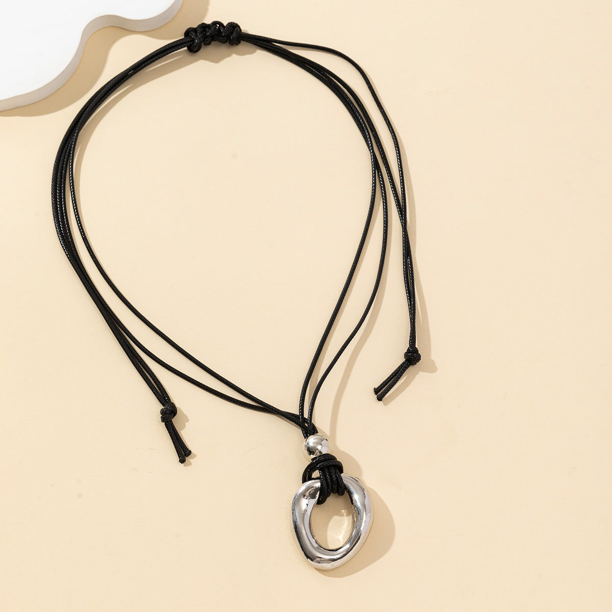 Wholesale  Personality Design Sense Irregular Circle Pendant Necklace