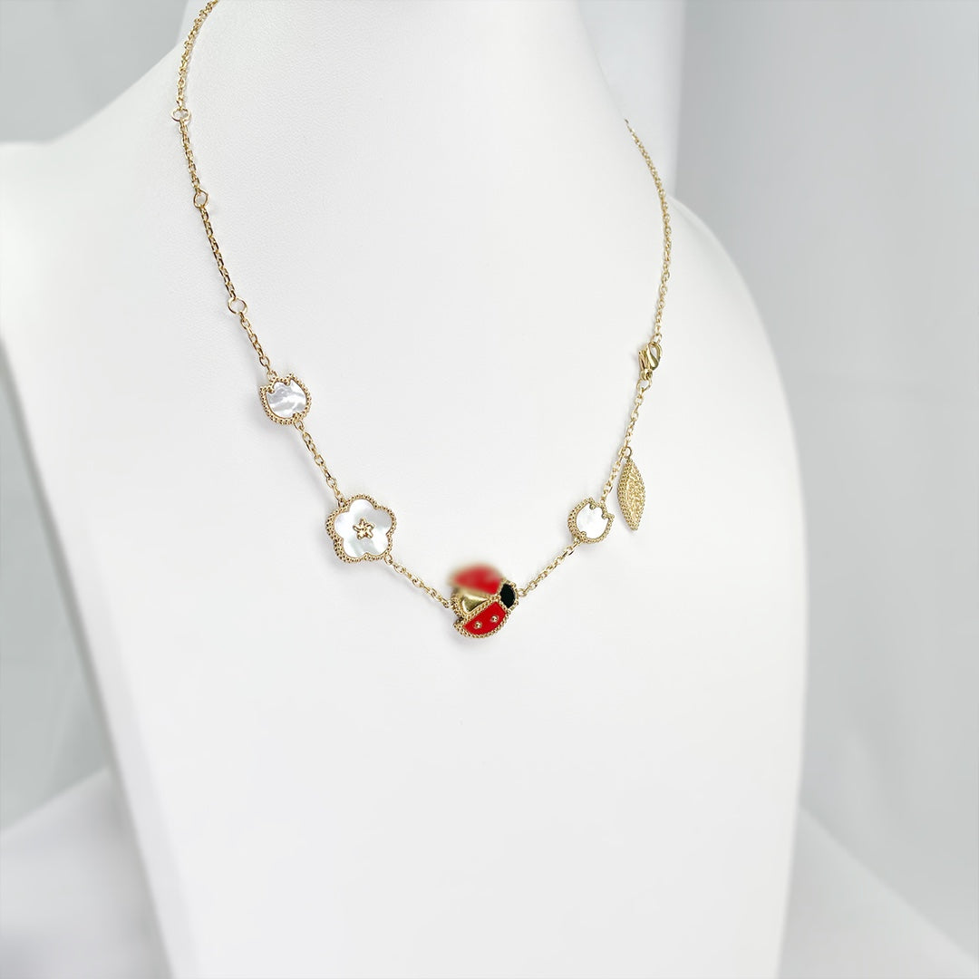 Wholesale Light Luxury Ladybug Titanium Steel Bracelet and Necklace Set with Genuine Shell - Fashion Accessory Gift