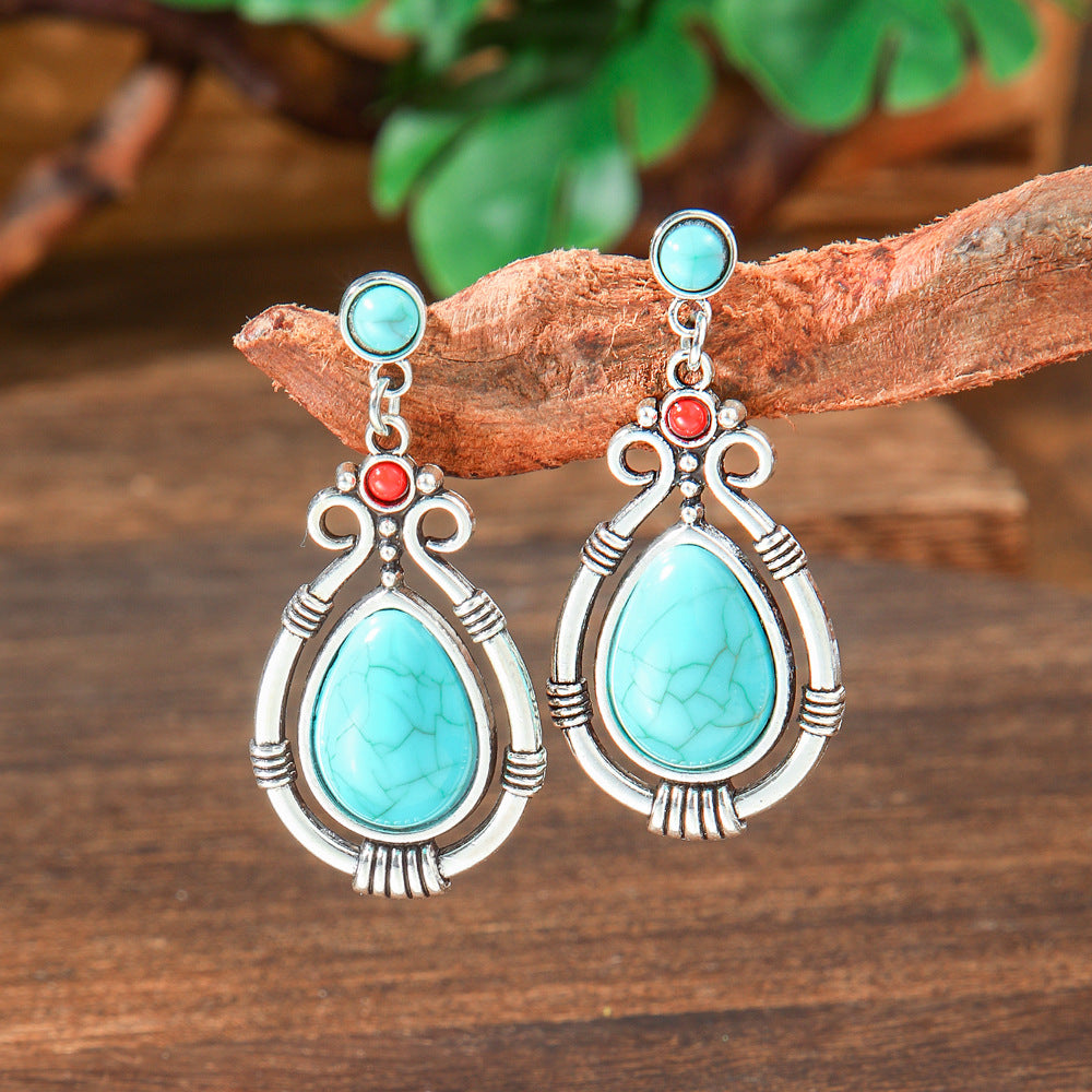 Wholesale Retro Palace Style Geometric Hollow Tassel Earring Set - Trendy Fashion Accessory for Everyday Wear