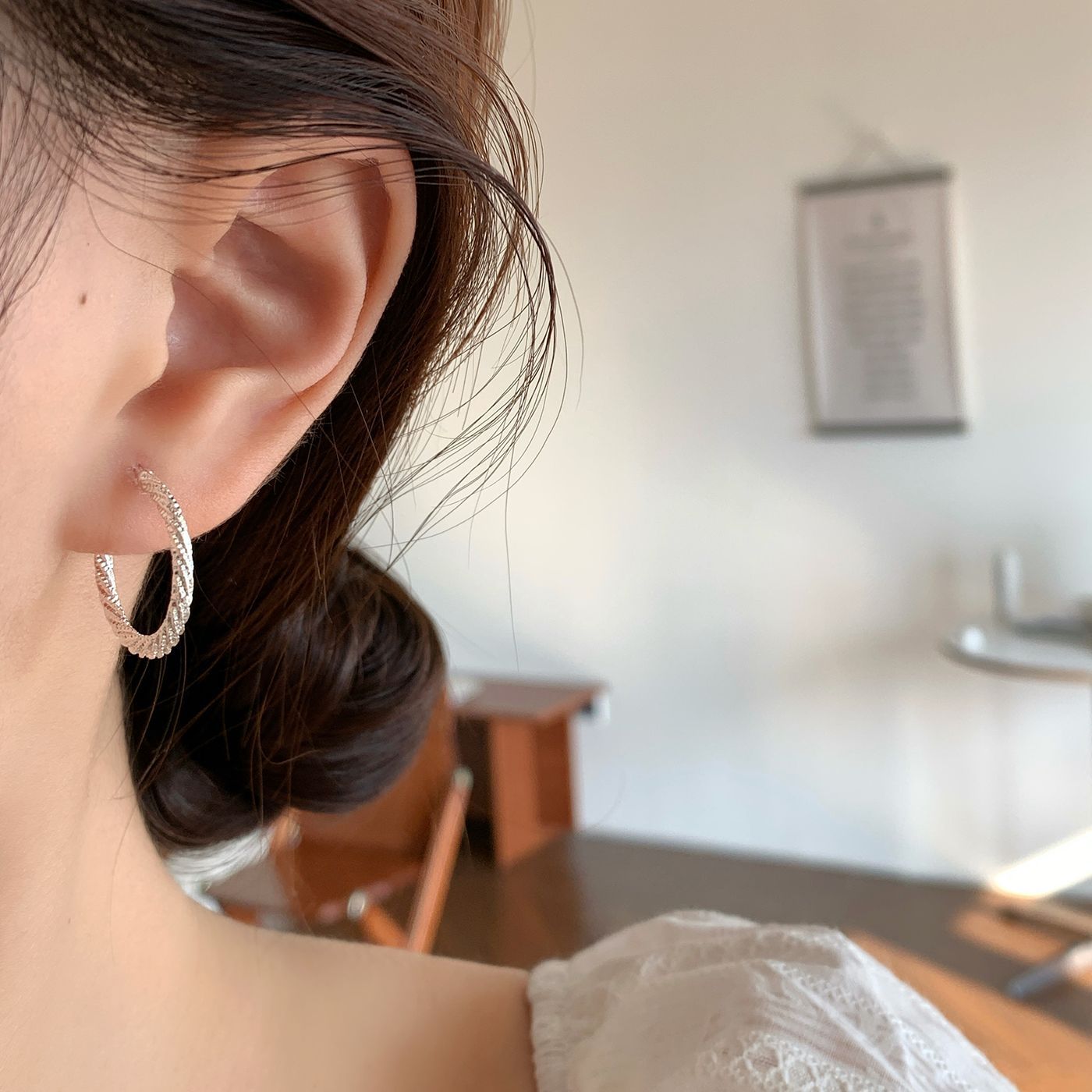 Wholesale Large earrings  suitable silver needle earrings large circle plain earrings