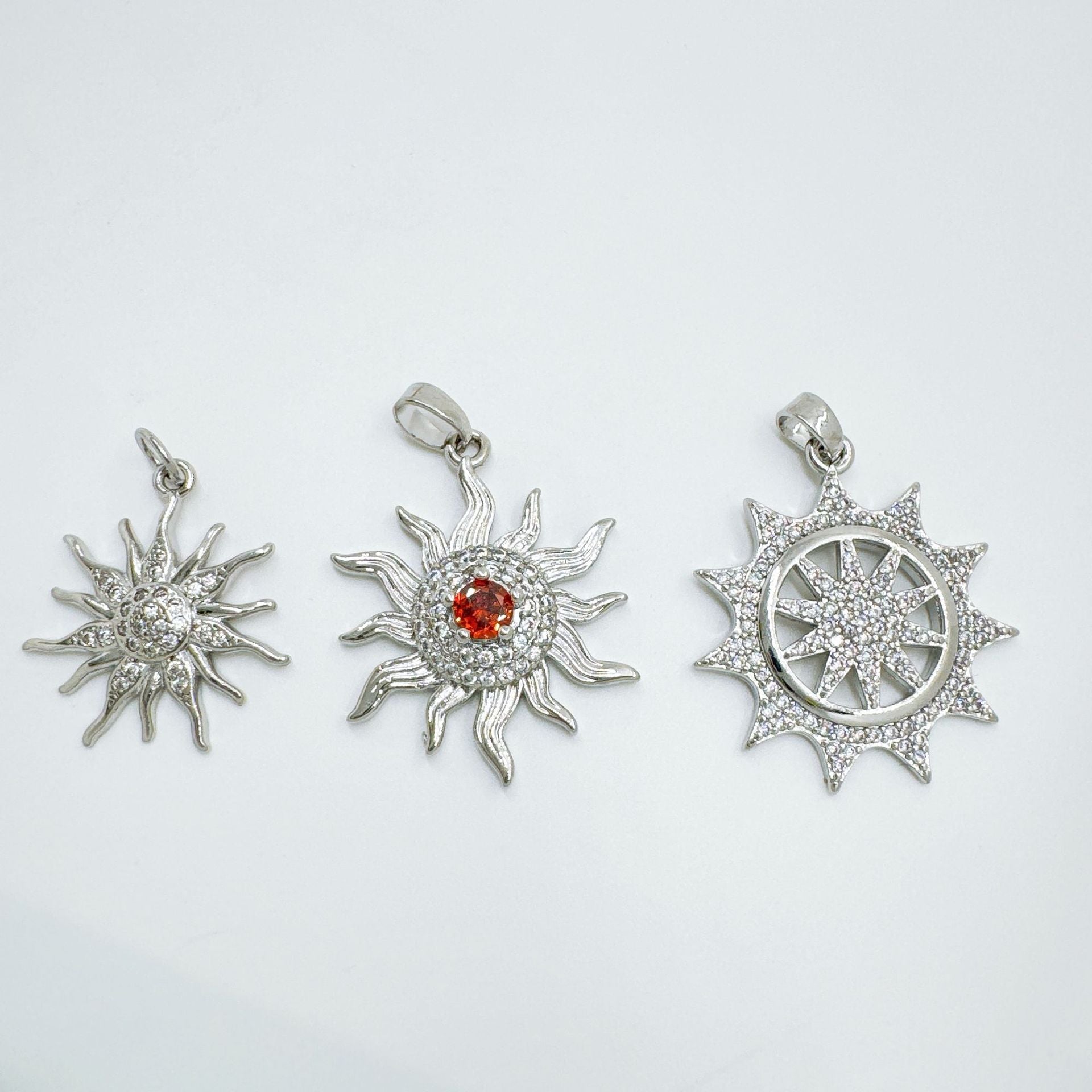 Wholesale Vintage Gold Plated Sunflower Pendant Necklace,  Copper Zircon Jewelry Accessory for Boutique Resale