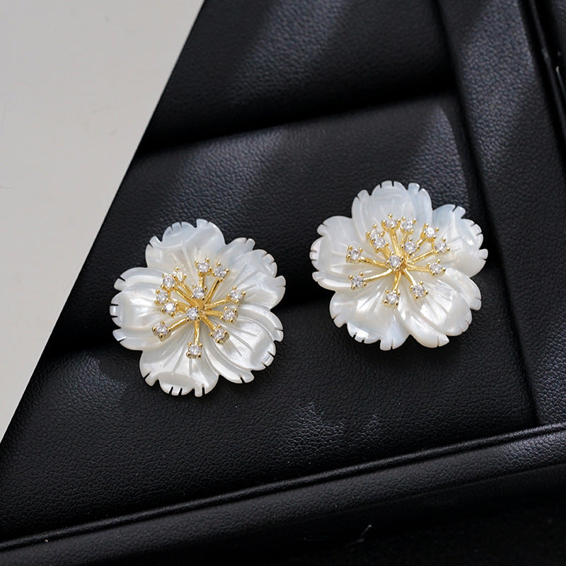 Wholesale  zircon shell flower silver needle stud earrings