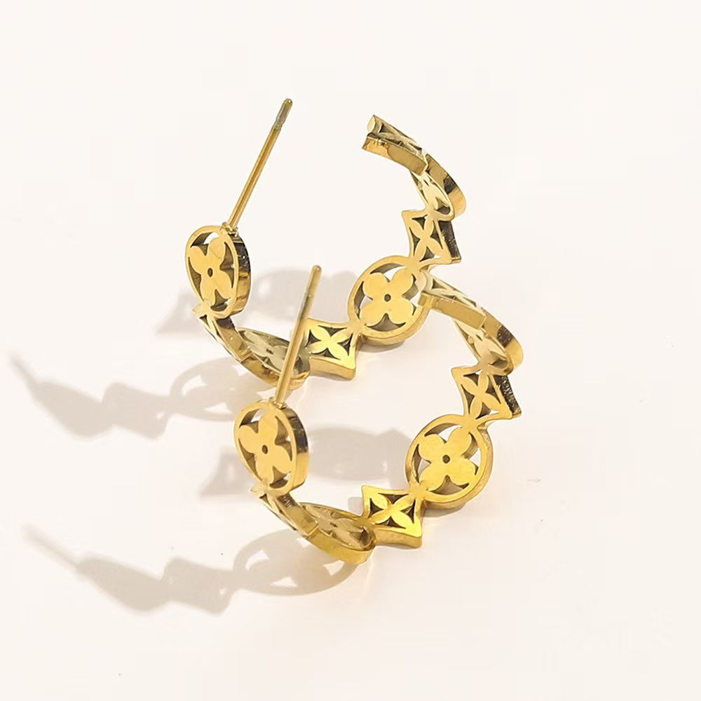 Wholesale Four-Leaf Clover Arc Earrings Fashion Accessory Gift for Women Boutique Jewelry