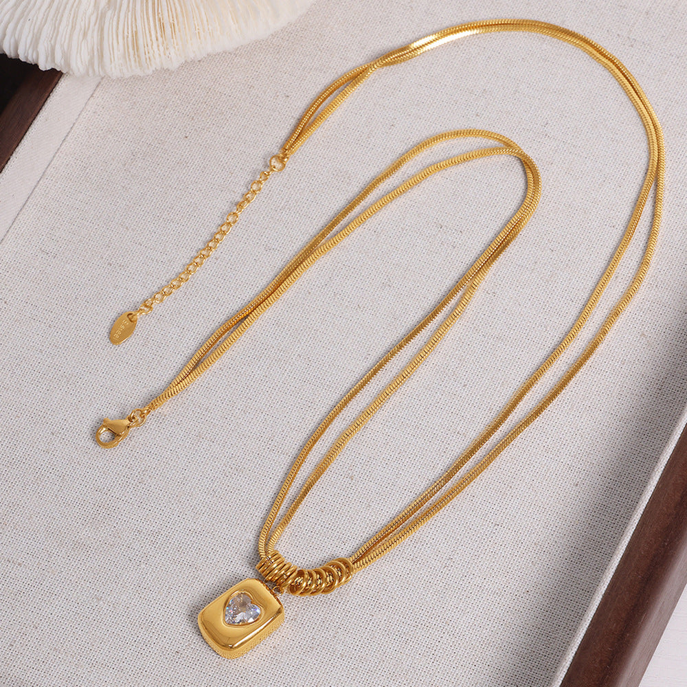 Wholesale Retro Geometric Peach Heart Love Pendant Clavicle Chain Snake Bone Chain Titanium Steel Necklace Choker Necklace ACC-NE-OMK001