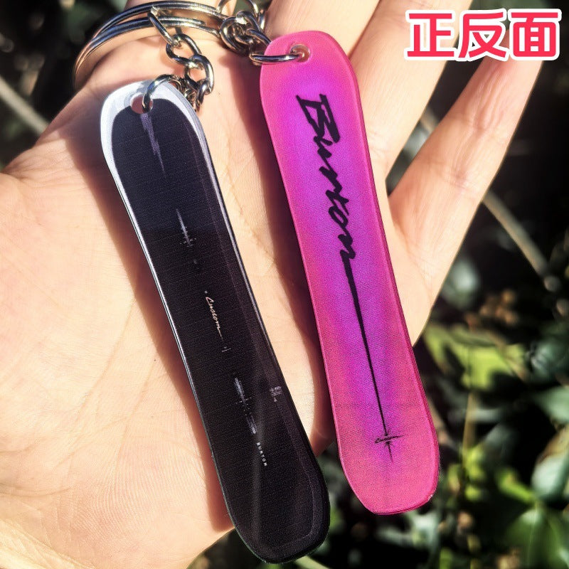 Wholesale Skiers with snowboard snowboard acrylic keychain