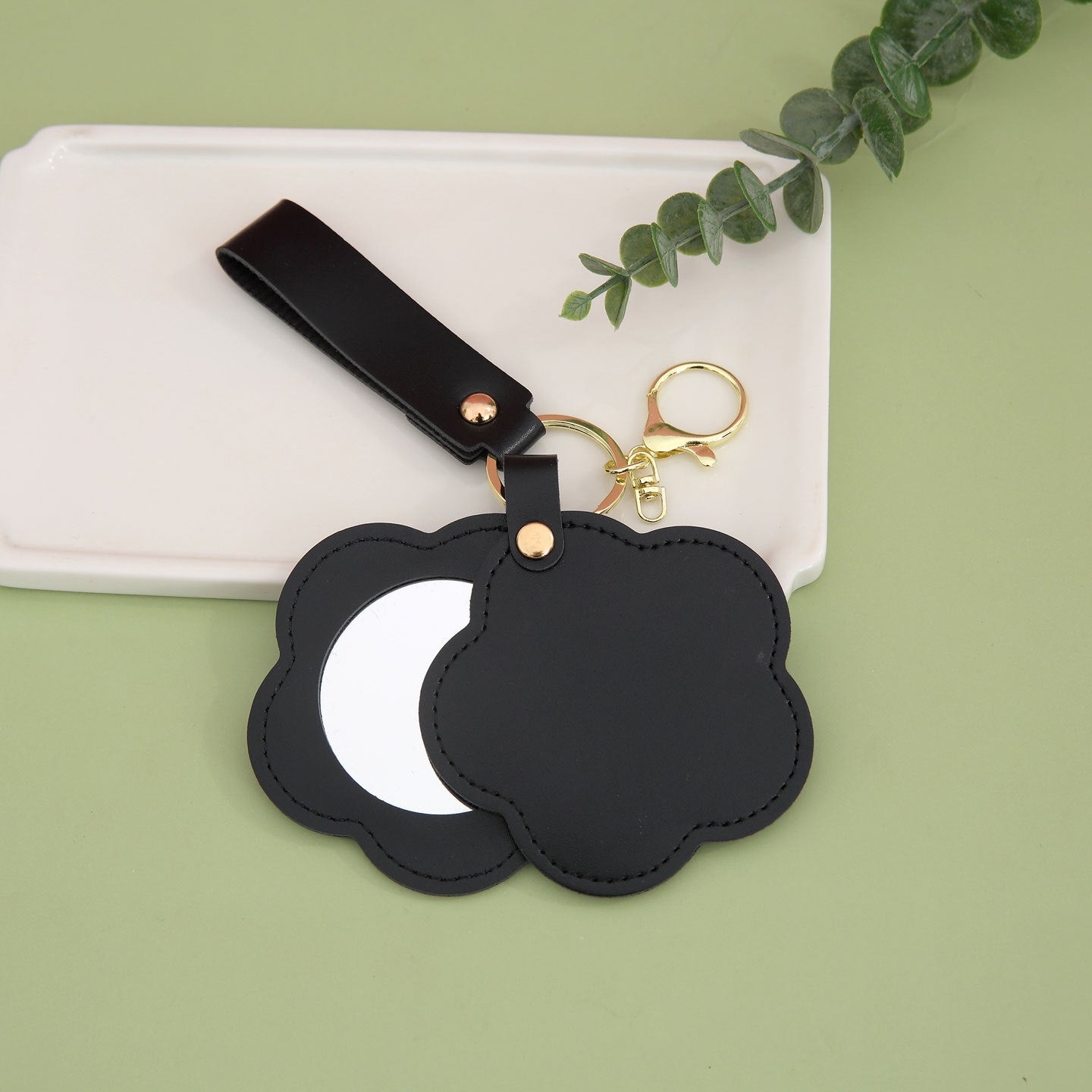 Wholesale PU Leather Flower Mirror Keychain - Decorative Bag Accessory,  Gift for Women