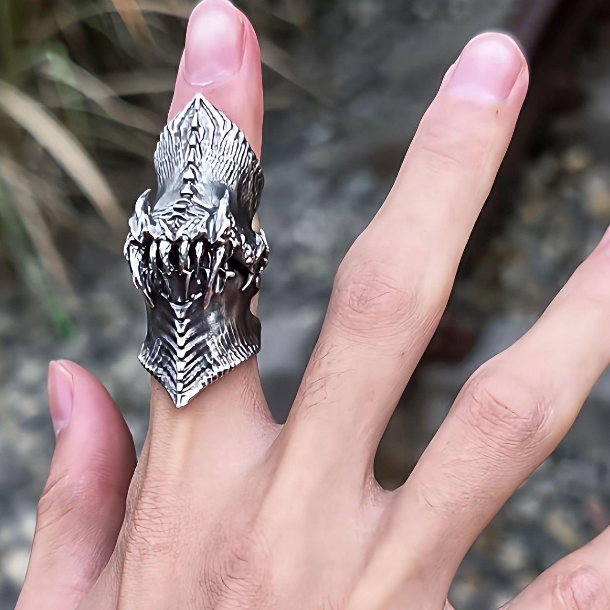 Wholesale Vintage Devil Mouth Adjustable Jaw Ring Zinc Alloy Electroplated Fashion Jewelry