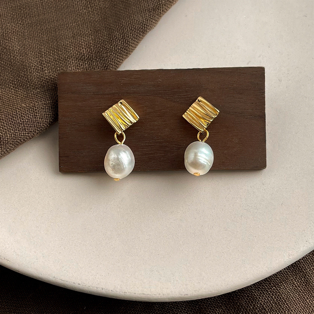 Wholesale Baroque natural pearl French retro earrings