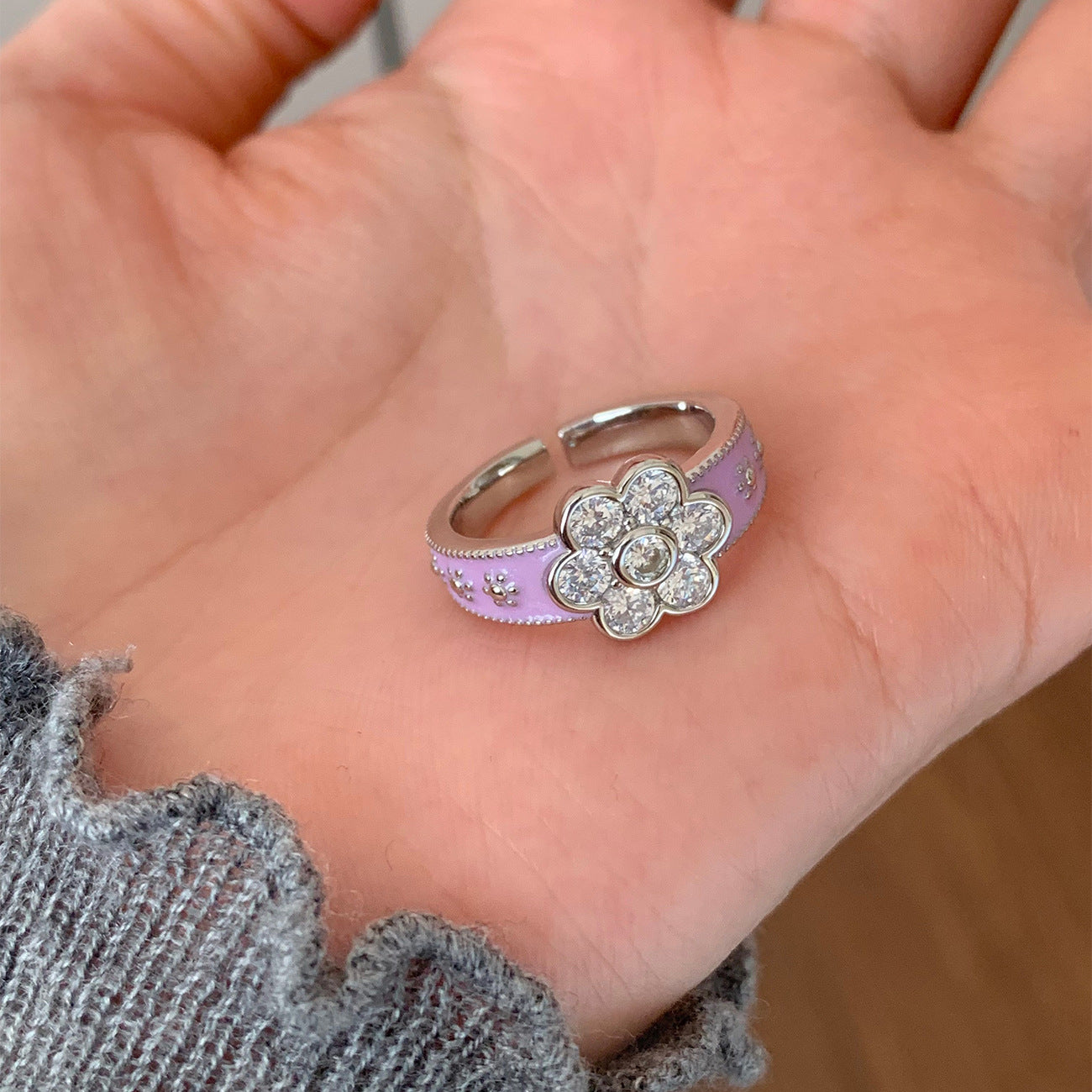 Wholesale Light luxury taro flower ring inlaid with diamond oil drop purple female ring jewelry