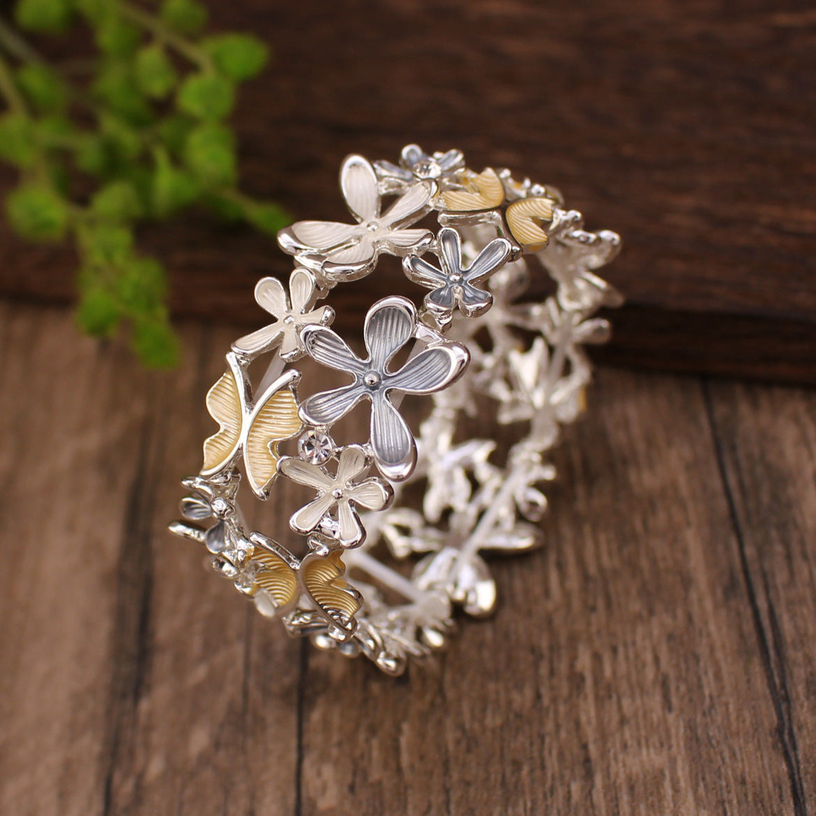 Wholesale  Color Painted Oil Flower Butterfly Stretch Bracelet