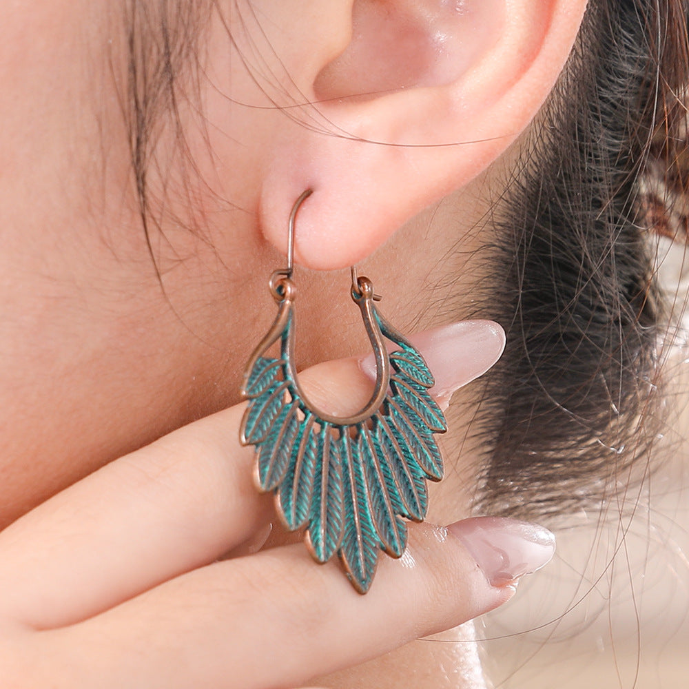 Wholesale Retro European and American Style Earrings for Women,  Bohemian Hollow Pattern Alloy Earrings,  Ethnic Holiday Style Personalized Accessories