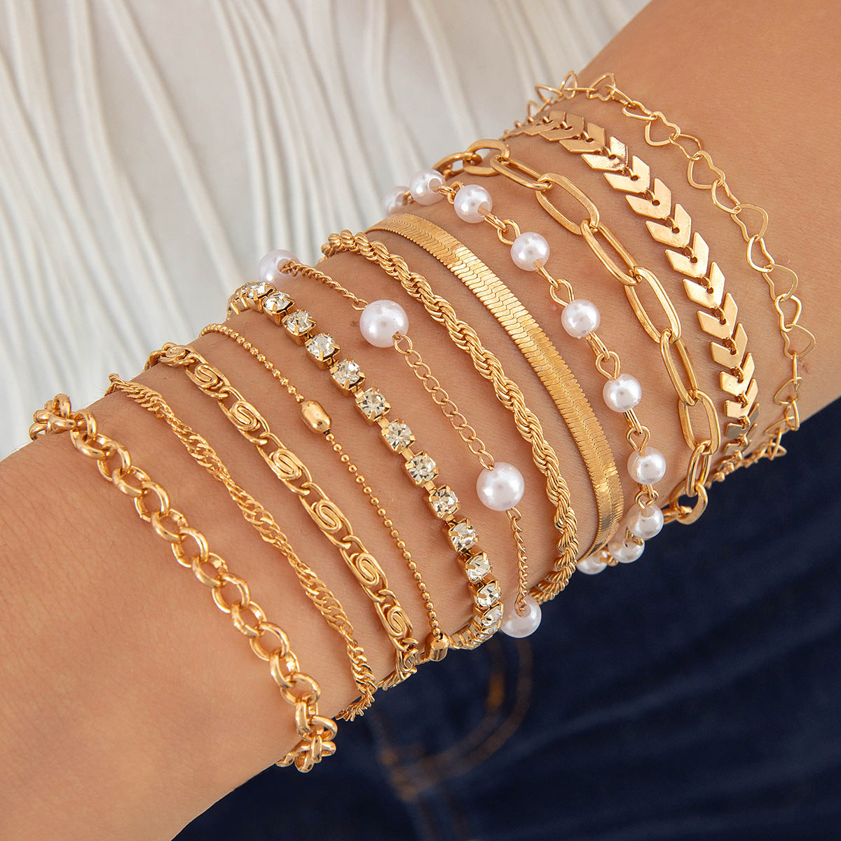 Wholesale Zinc Alloy Multilayer Chain Bracelet Set - Trendy Women' s Fashion Accessory for Everyday Wear