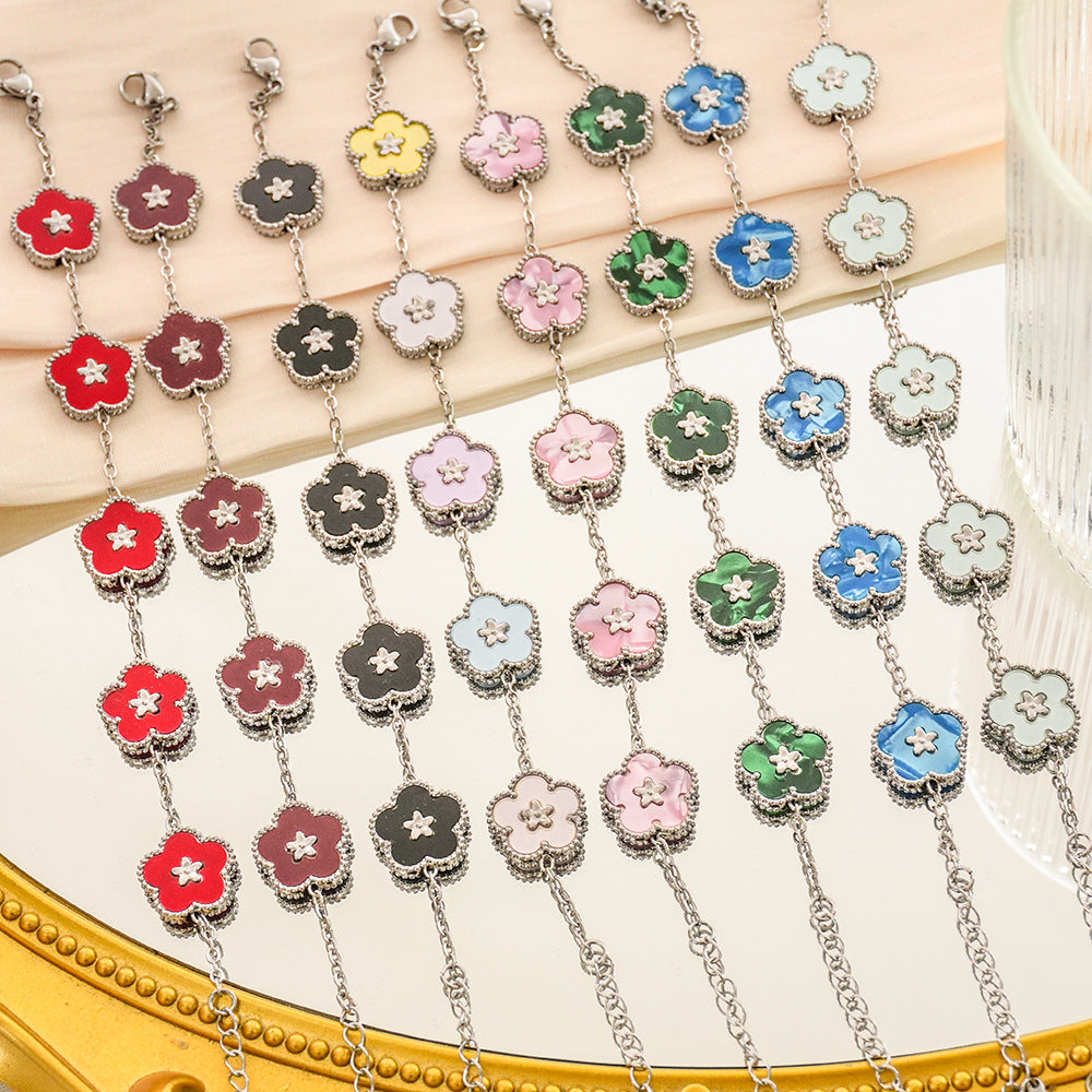 Wholesale Five Leaf Clover Floral Design Stainless Steel Bracelet Stylish Everyday Jewelry Accessory Boutique Resale Gift