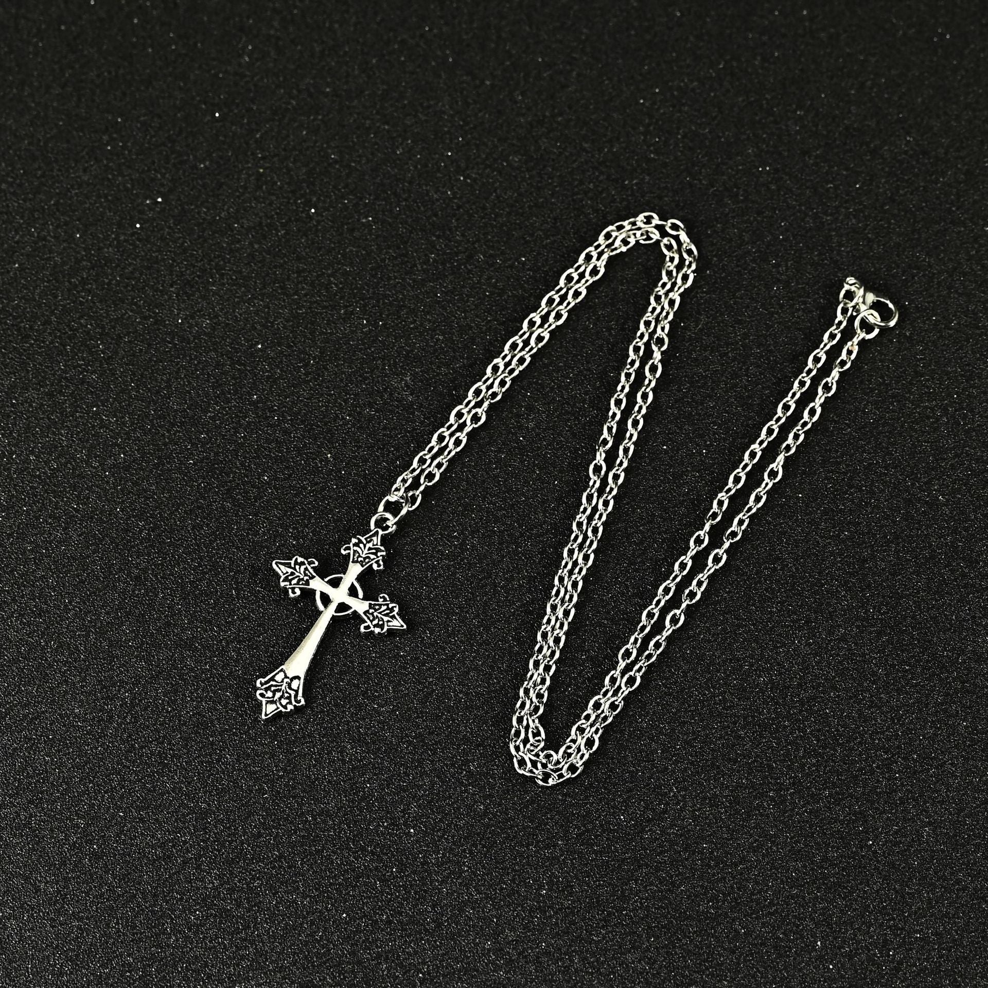 Wholesale Zinc Alloy Electroplated Diamond Cross Pendant Necklace Retro Street Style Fashion Jewelry Accessory For Casual Gift