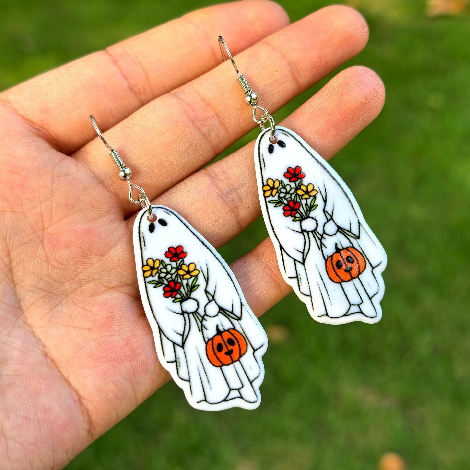 Wholesale Halloween Earrings Thanksgiving Pumpkin White Ghost Cow Black Cat Acrylic Earrings