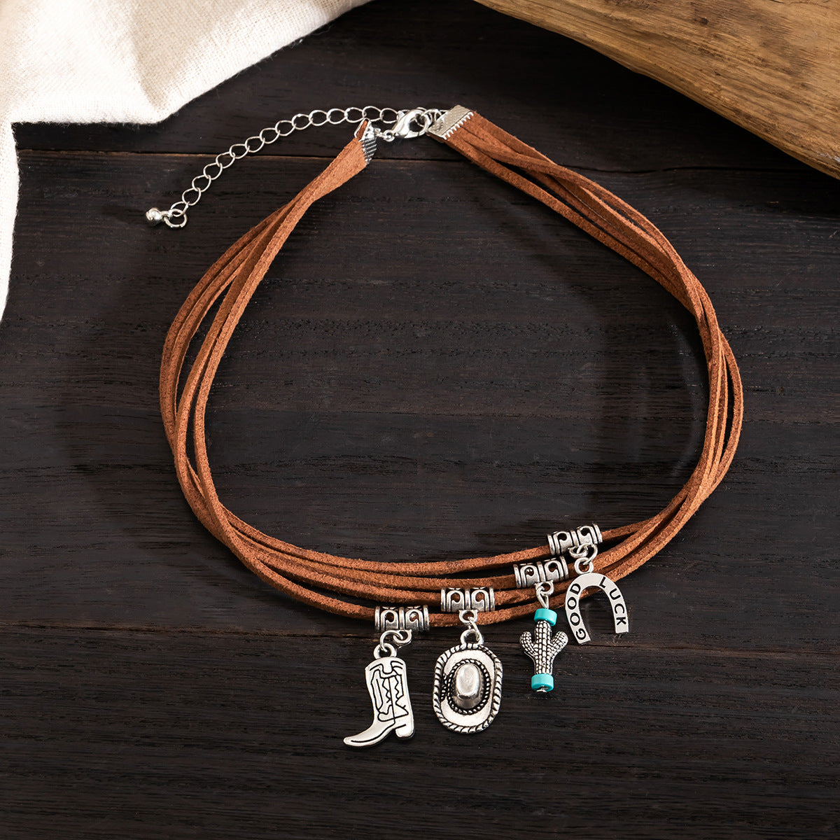 Wholesale retro turquoise pendant flower plate velvet necklace ethnic style alloy necklace ACC-NE-Xuer007