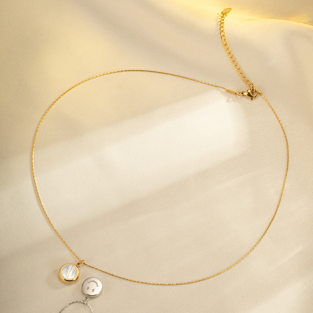 Wholesale Titanium Steel Necklace with Shell Smiley Face Clavicle Chain ACC-NE-Jind001