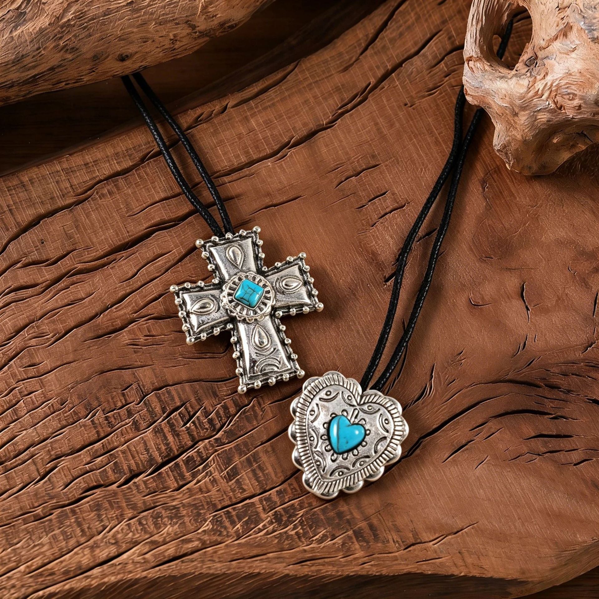 Wholesale Retro Bohemian Cross Love Heart Choker Necklace Zinc Alloy Turquoise Gothic Style Jewelry Accessory for Women