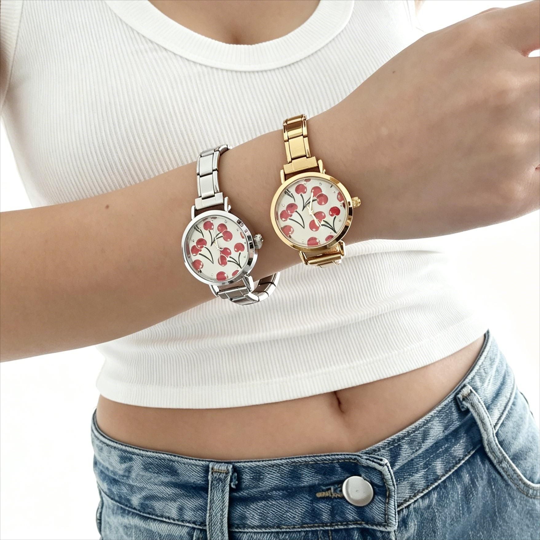 Wholesale Stylish Women' s Gold Stainless Steel Quartz Watch with DIY Strap,  Fashion Accessory