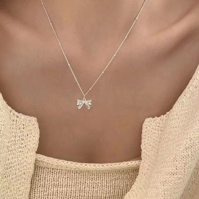 Wholesale light luxury bow pendant necklace