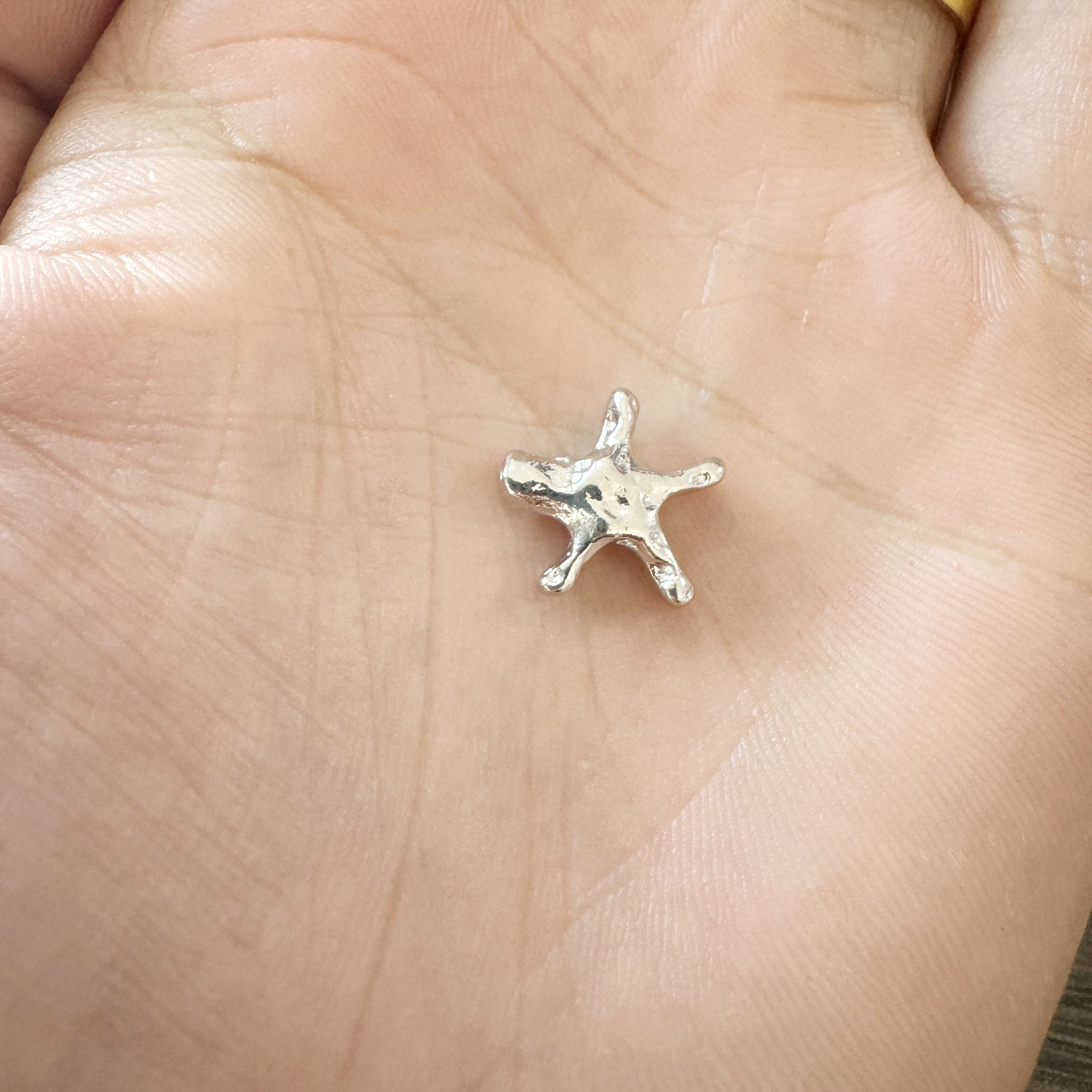 Wholesale Trendy Lucky Star Alloy Pendant Collarbone Necklace Fashion Jewelry Gift For Women Boutique Resale